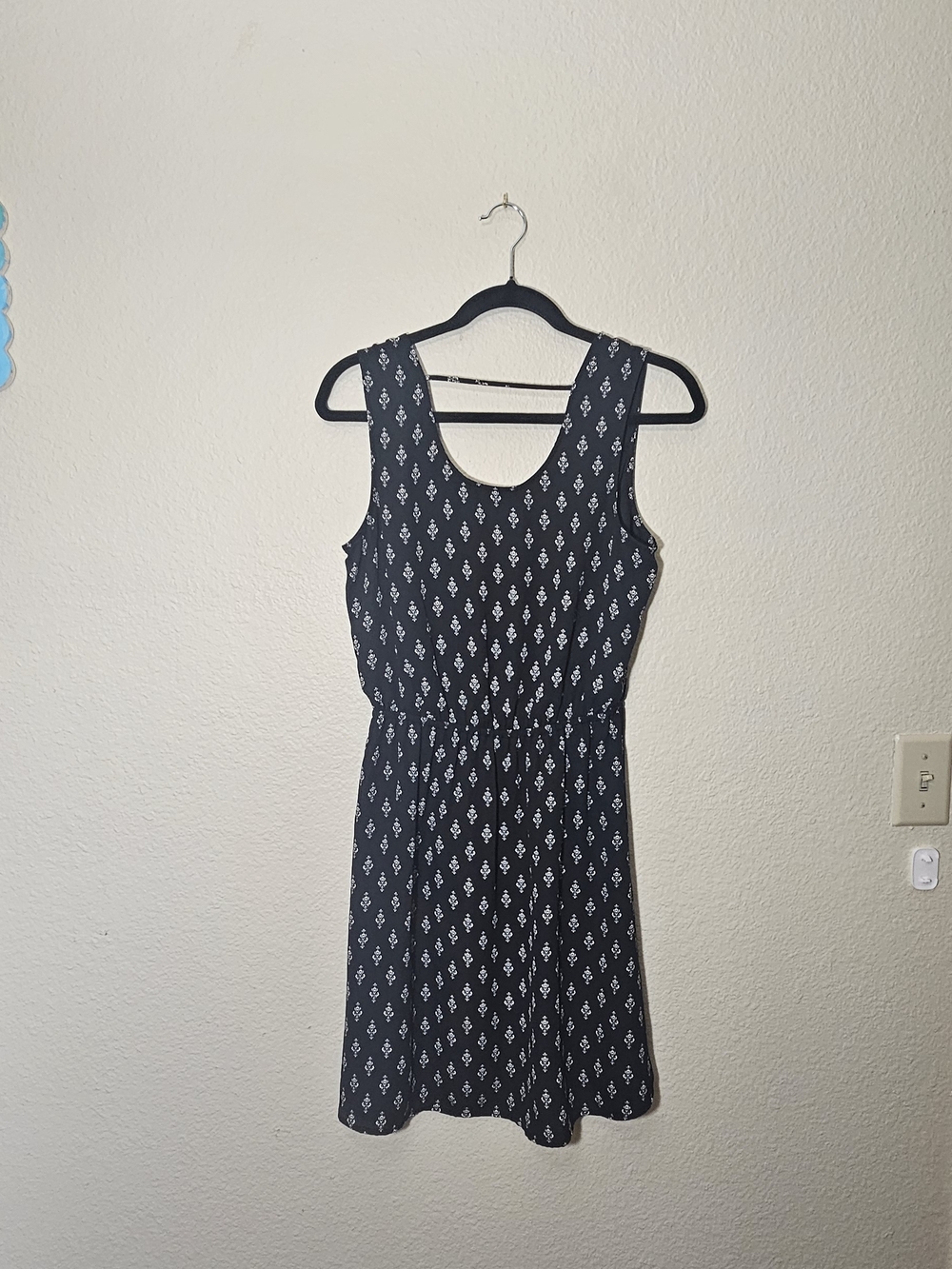 DR2 Black and White Printed Midi Dress